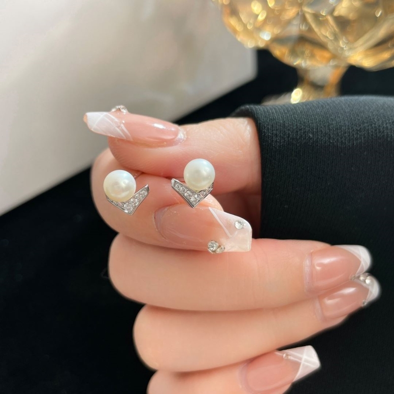 CHAUMET